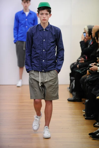 Look 1